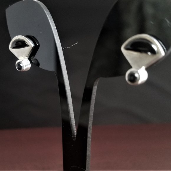 Last pair! Onyx brushed Sterling Silver geometric earrings - Picture 1 of 9